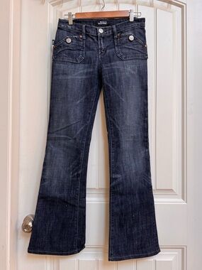 Rock & Republic Scorpion Flare Distressed Flap Pocket Jeans. Size 26” by 30”